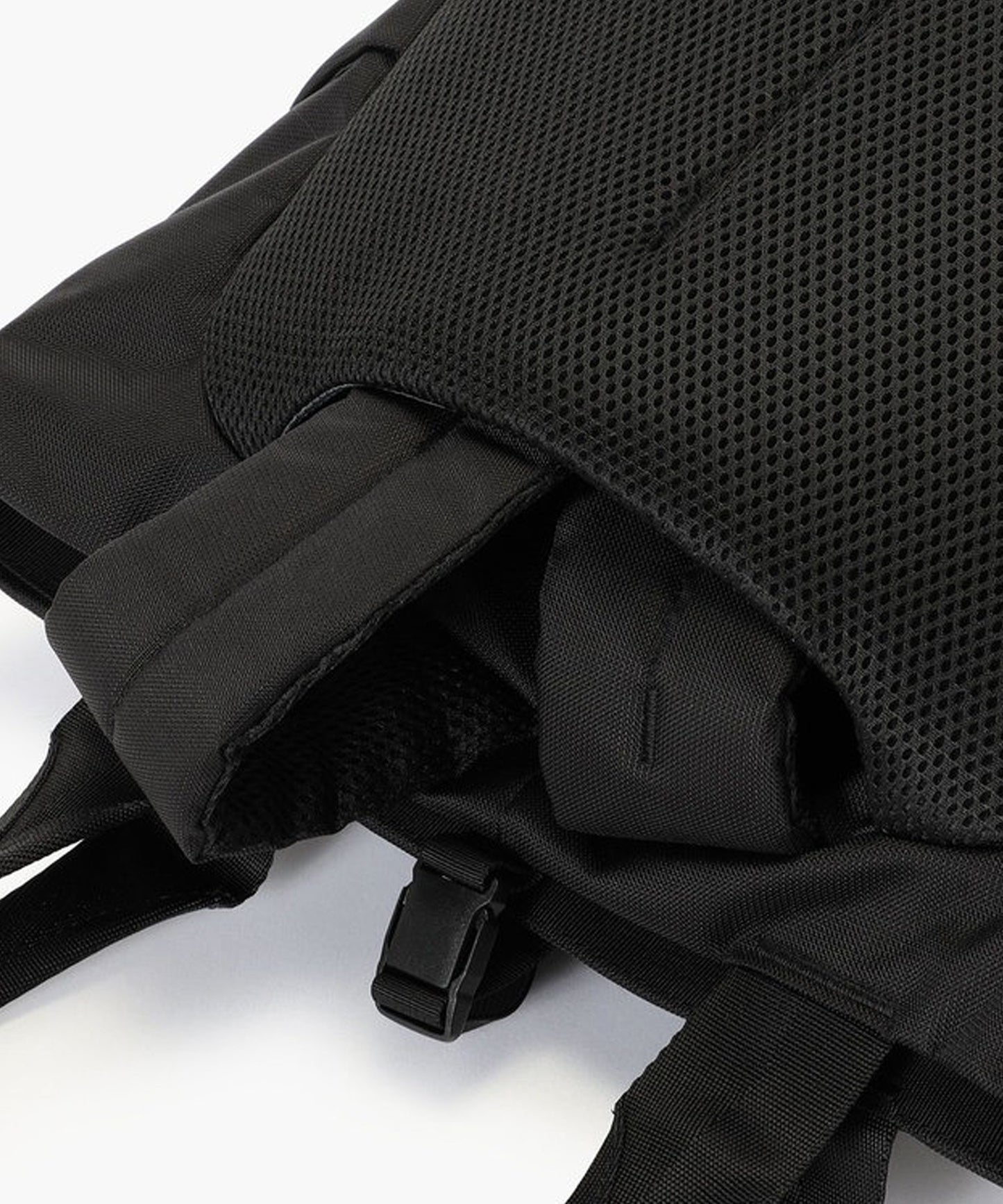 BRIEFING / MFC 2WAY PACK