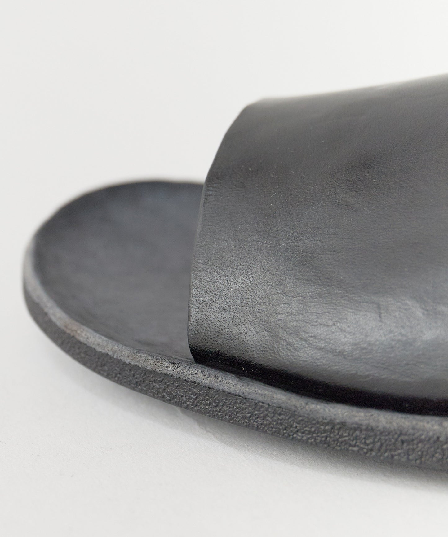 BRADOR / MENS LEATHER SANDALS