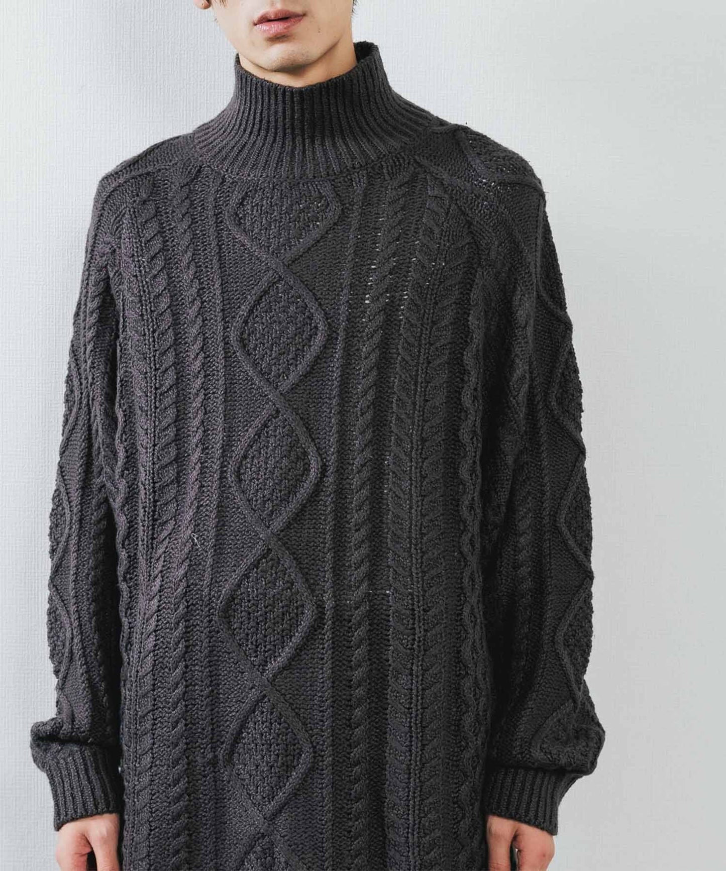 FOG ESSENTIALS / CABLE KNIT TURTLENECK