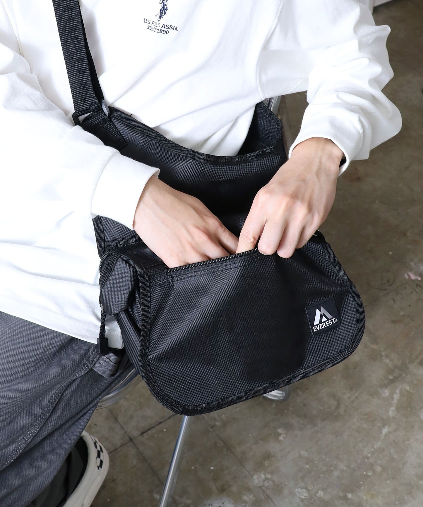 MESSENGER BAG MEDIUM