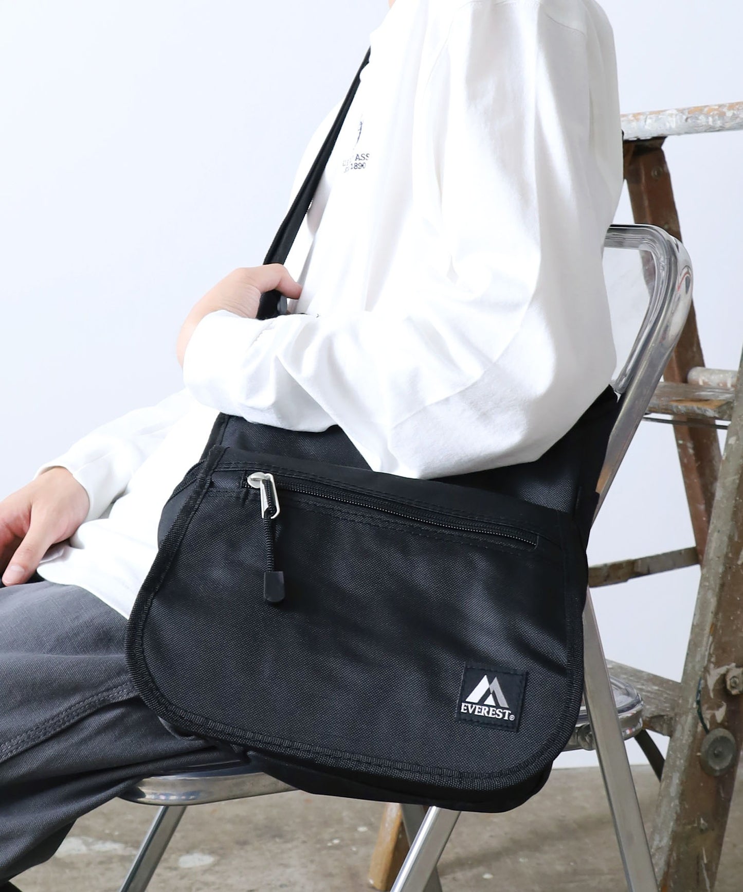 MESSENGER BAG MEDIUM