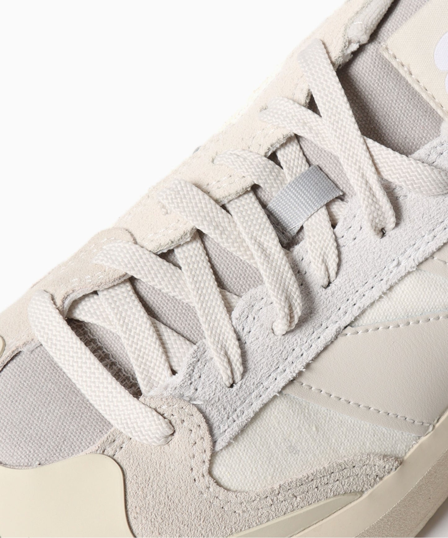 NEW BALANCE / CT302
