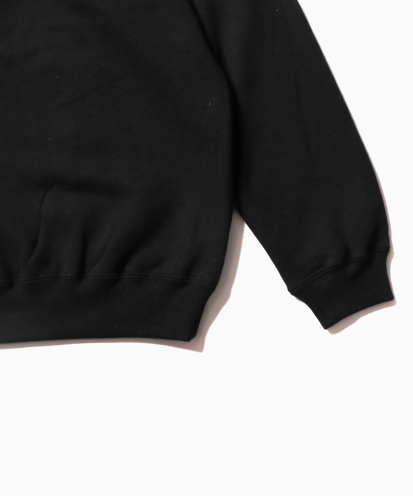 CALEE / OLD ENGLISH LOGO CREW NECK SW