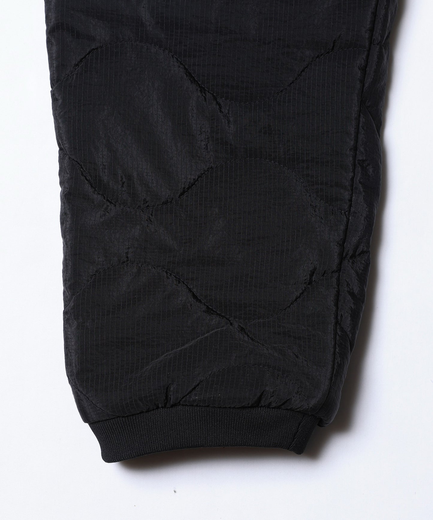 QUILTED RIPSTOP NYLON PANTS