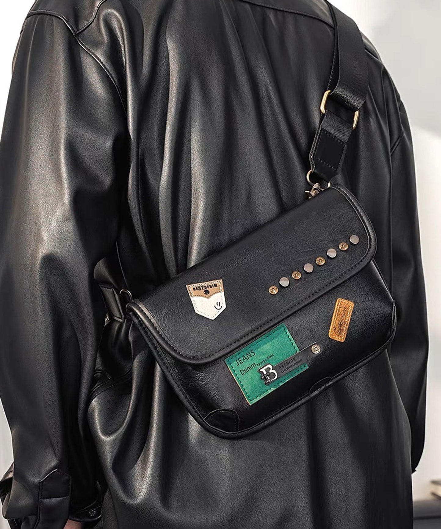 Theater code / fake leather shoulder bag / フェイクレザー ショルダーバッグ