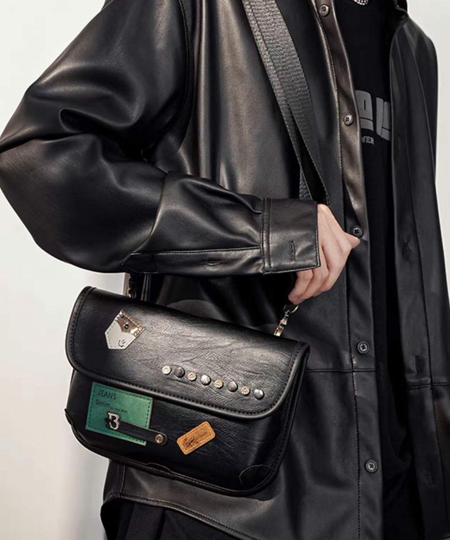 Theater code / fake leather shoulder bag / フェイクレザー ショルダーバッグ