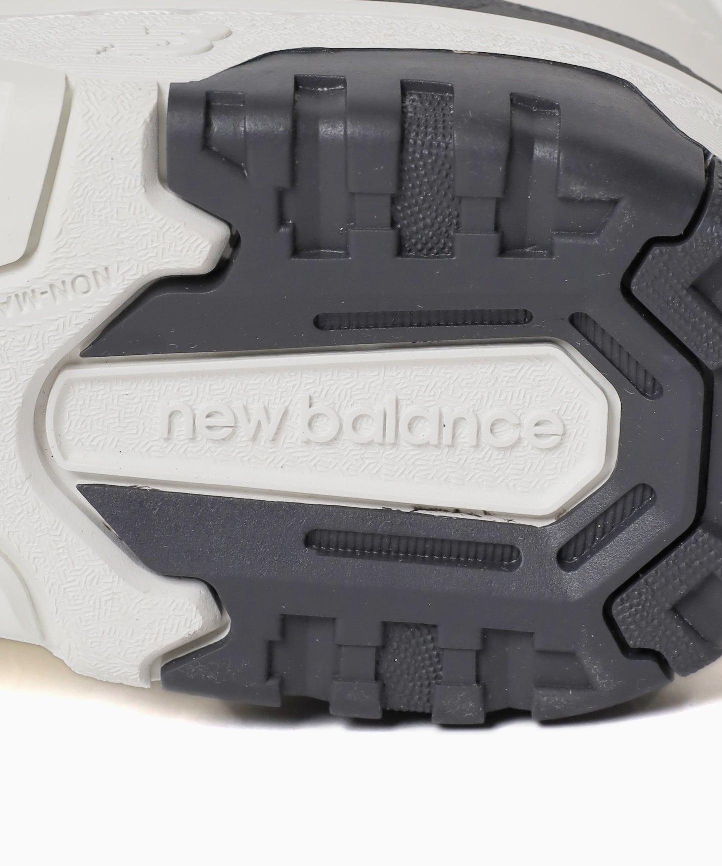 New Balance / BBW550 BH
