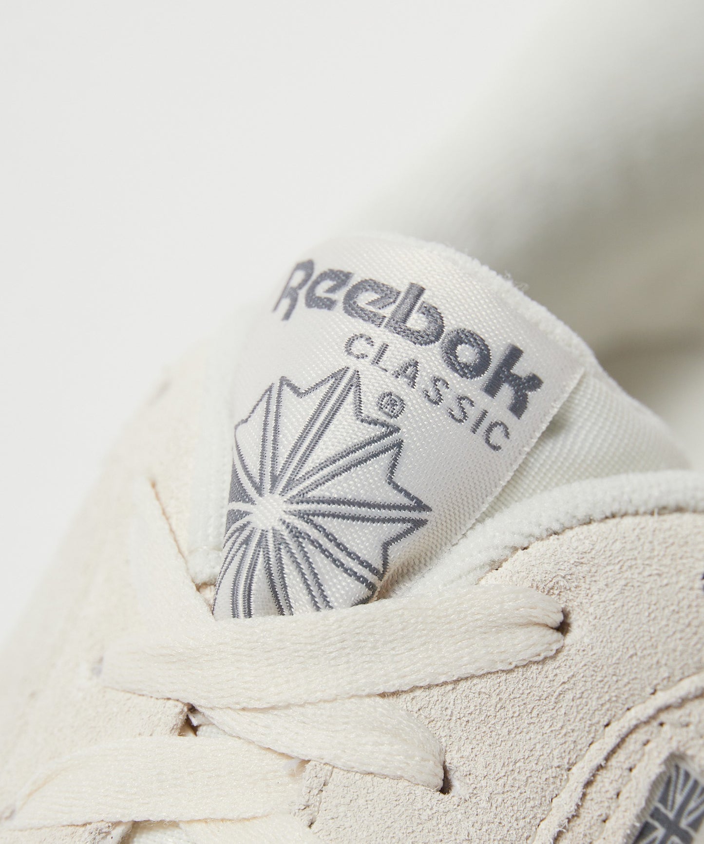 Reebok / CLUB C 85