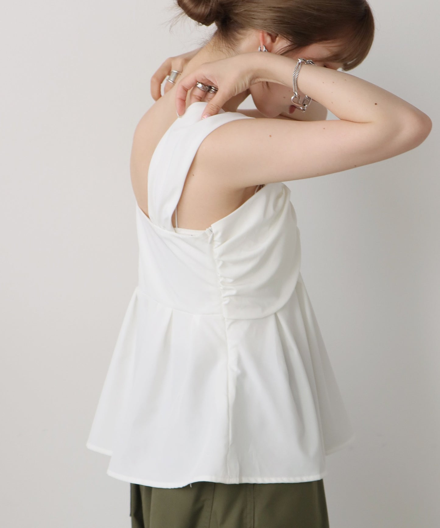 AO.2 / Asymmetric design bustier アシンメトリーデザインビスチェ