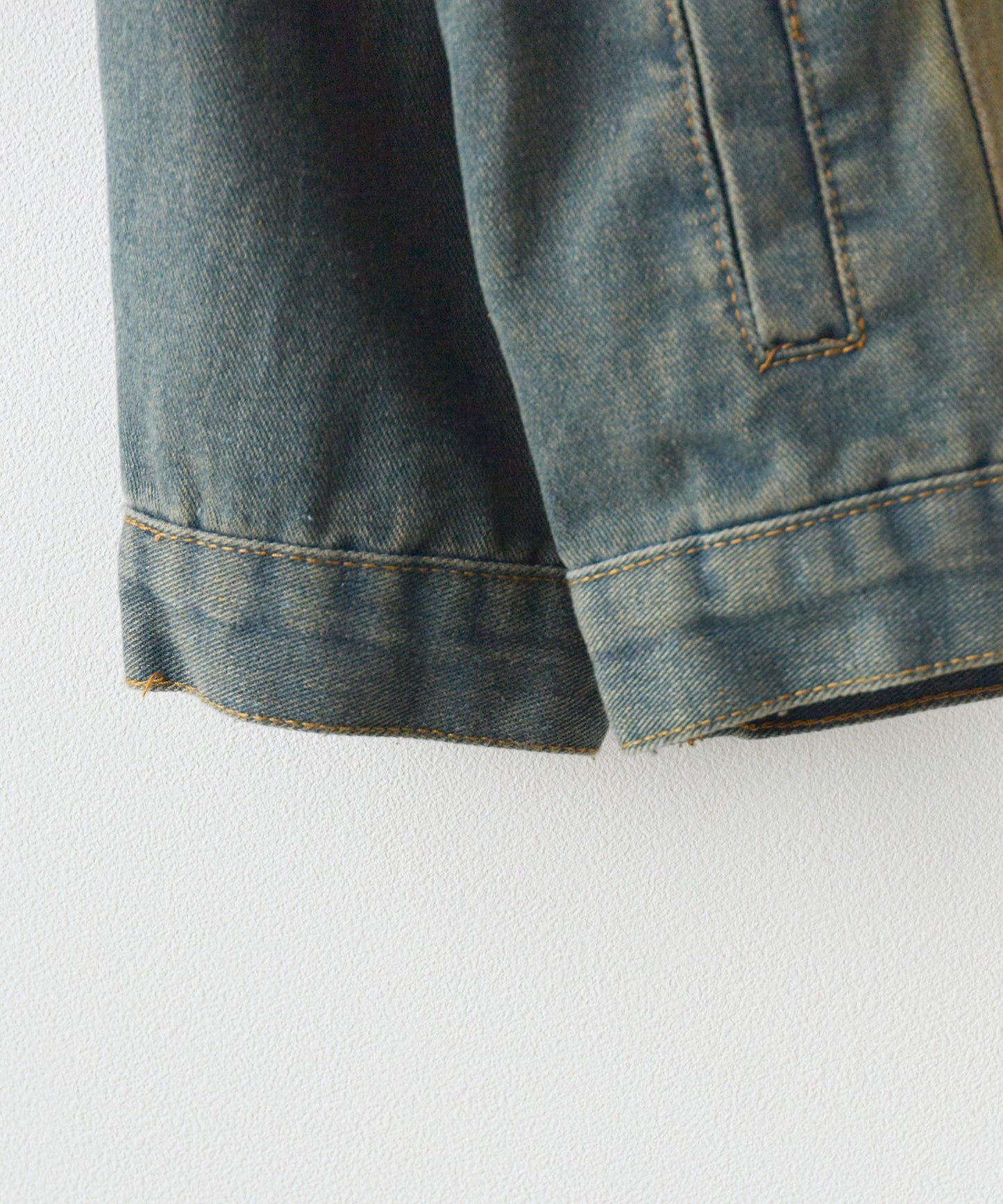 Theater code / vintage make damage denim jacket ヴィンテージライク ダメージデニムジャケット