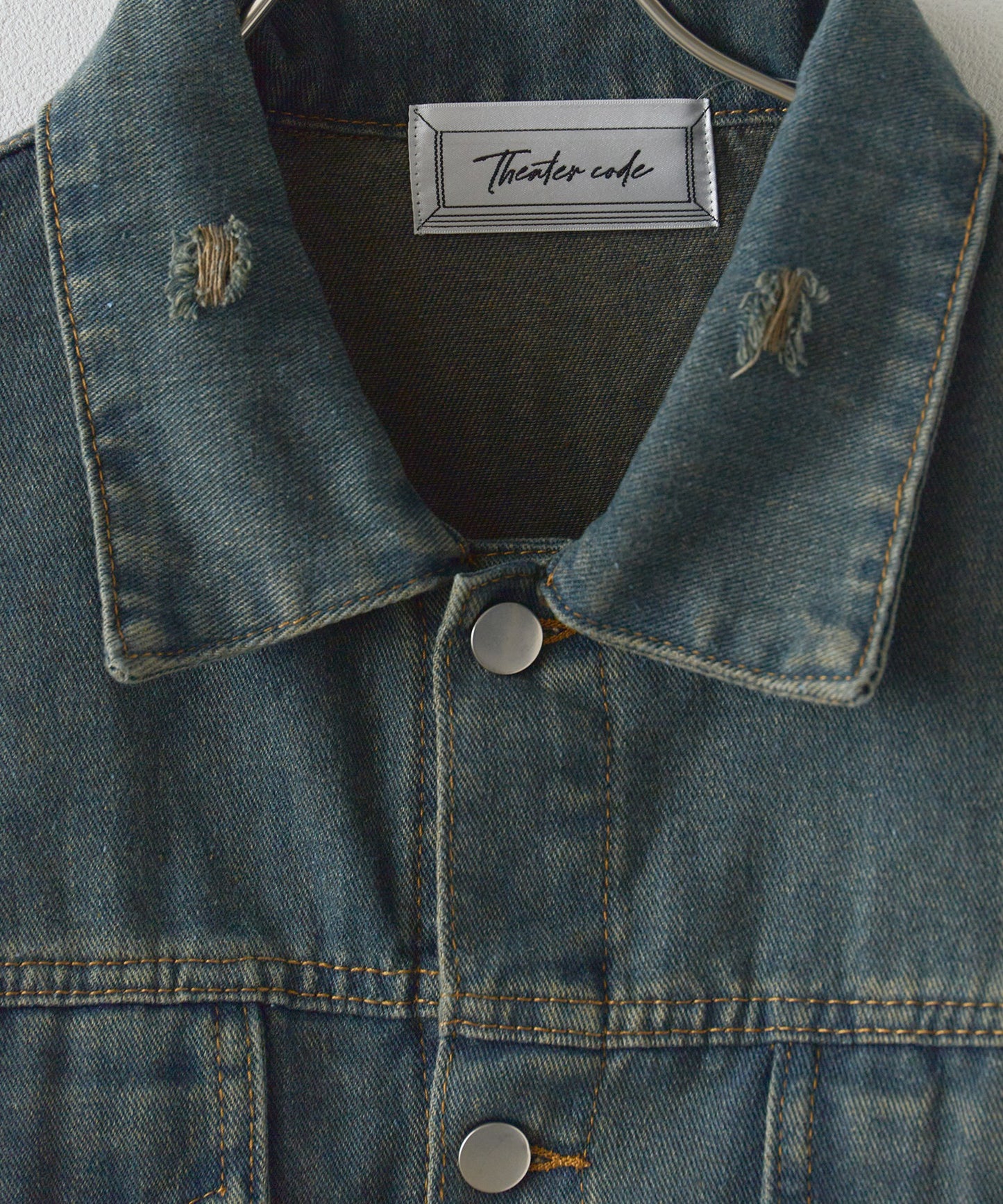 Theater code / vintage make damage denim jacket ヴィンテージライク ダメージデニムジャケット