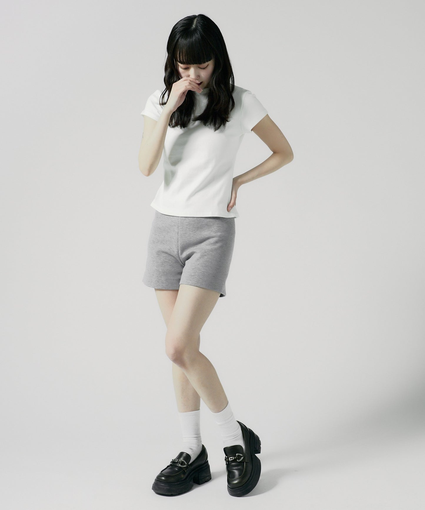 Chick / Simple Highwaist Short Pants シンプルハイウエストショートパンツ
