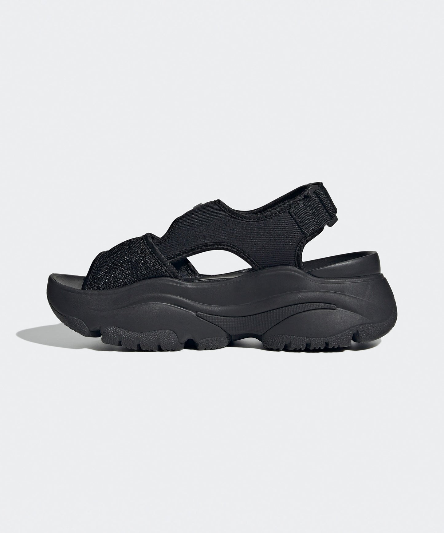 adidas / OZGAIA SANDAL W | オズガイア サンダル