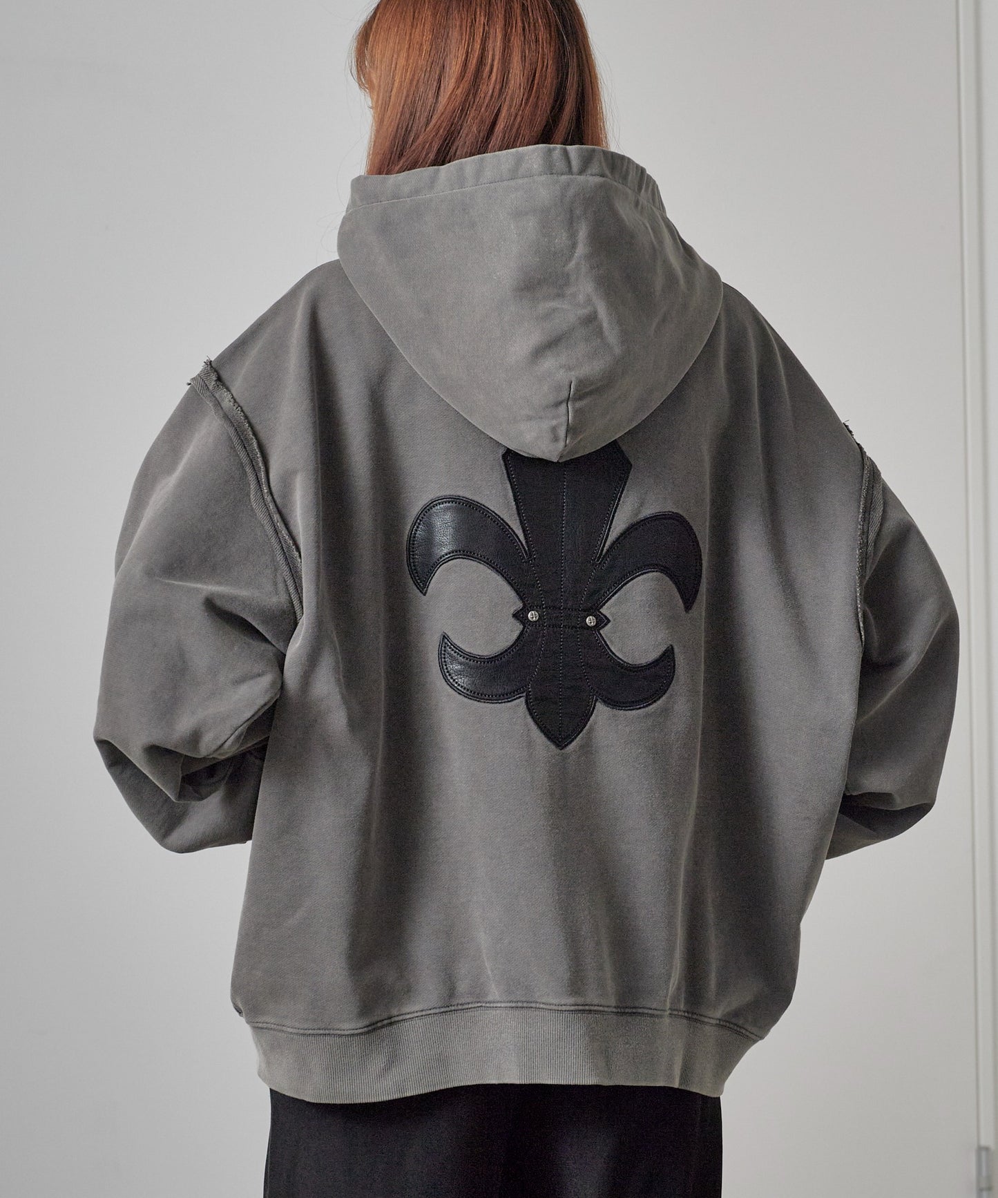 SUPPLIER/サプライヤー Fleur Leather Patch hoodie