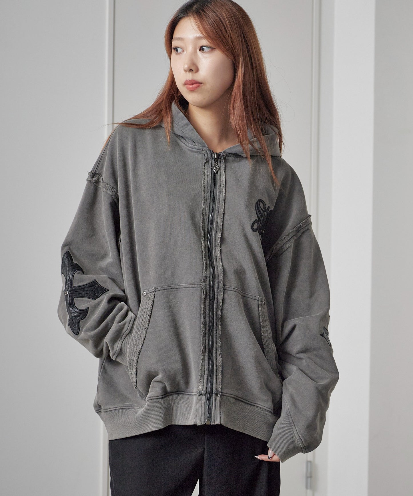 SUPPLIER/サプライヤー Fleur Leather Patch hoodie