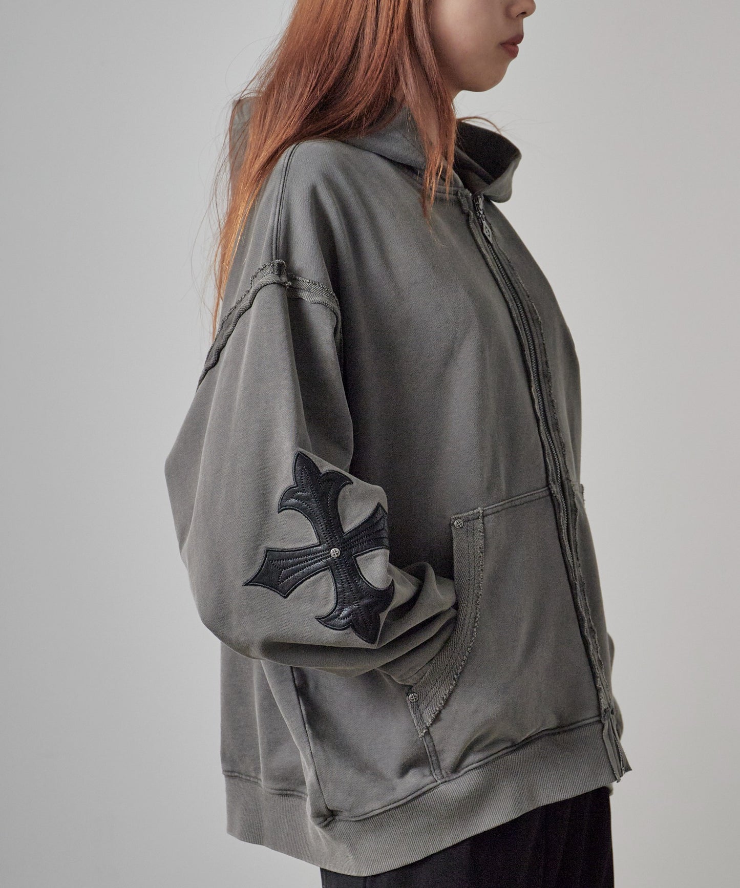 SUPPLIER/サプライヤー Fleur Leather Patch hoodie