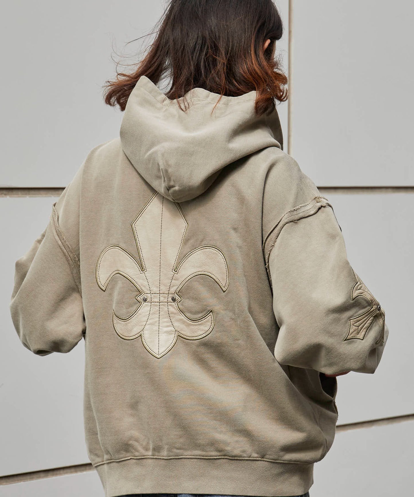 SUPPLIER/サプライヤー Fleur Leather Patch hoodie