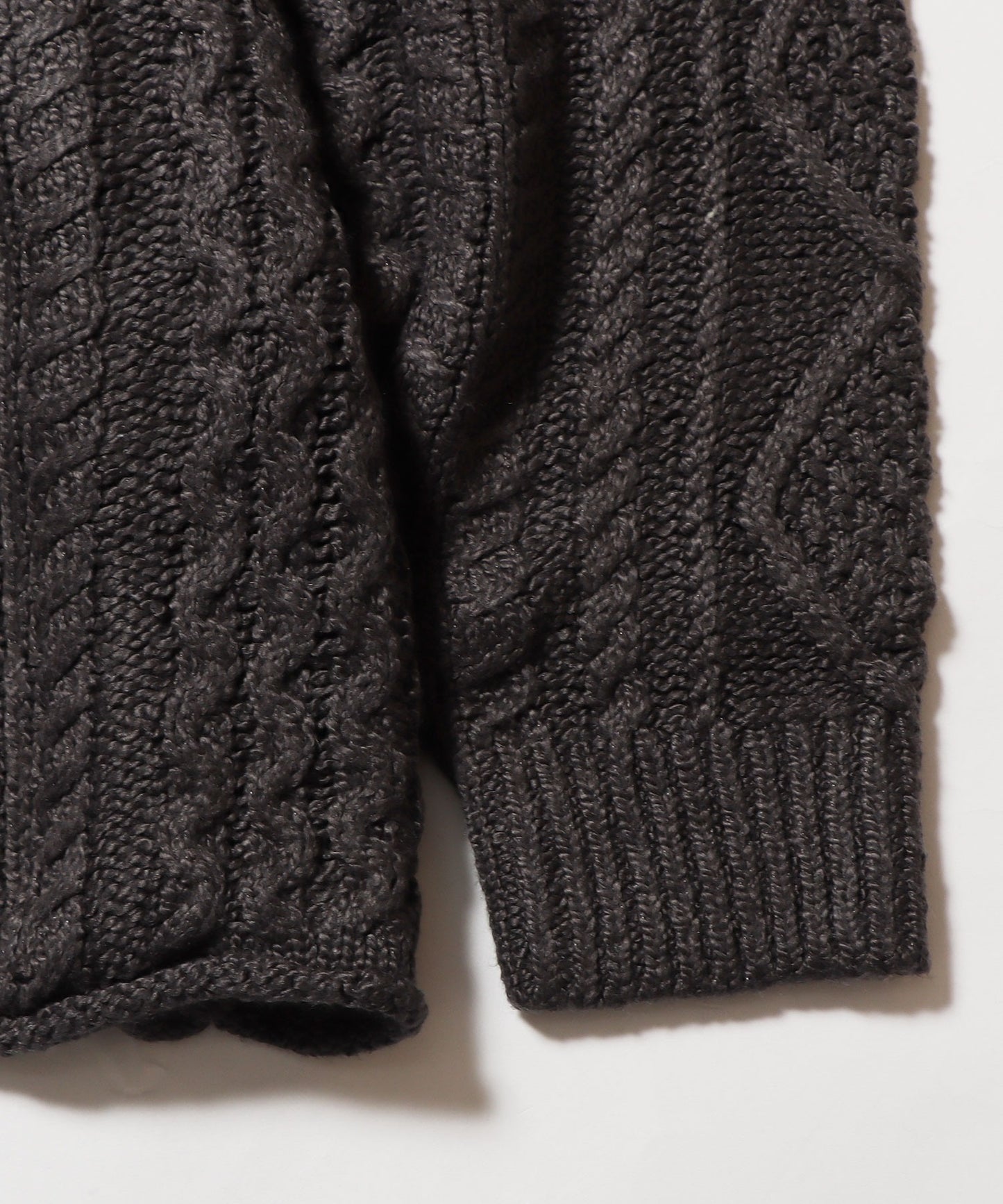 FOG ESSENTIALS / CABLE KNIT TURTLENECK