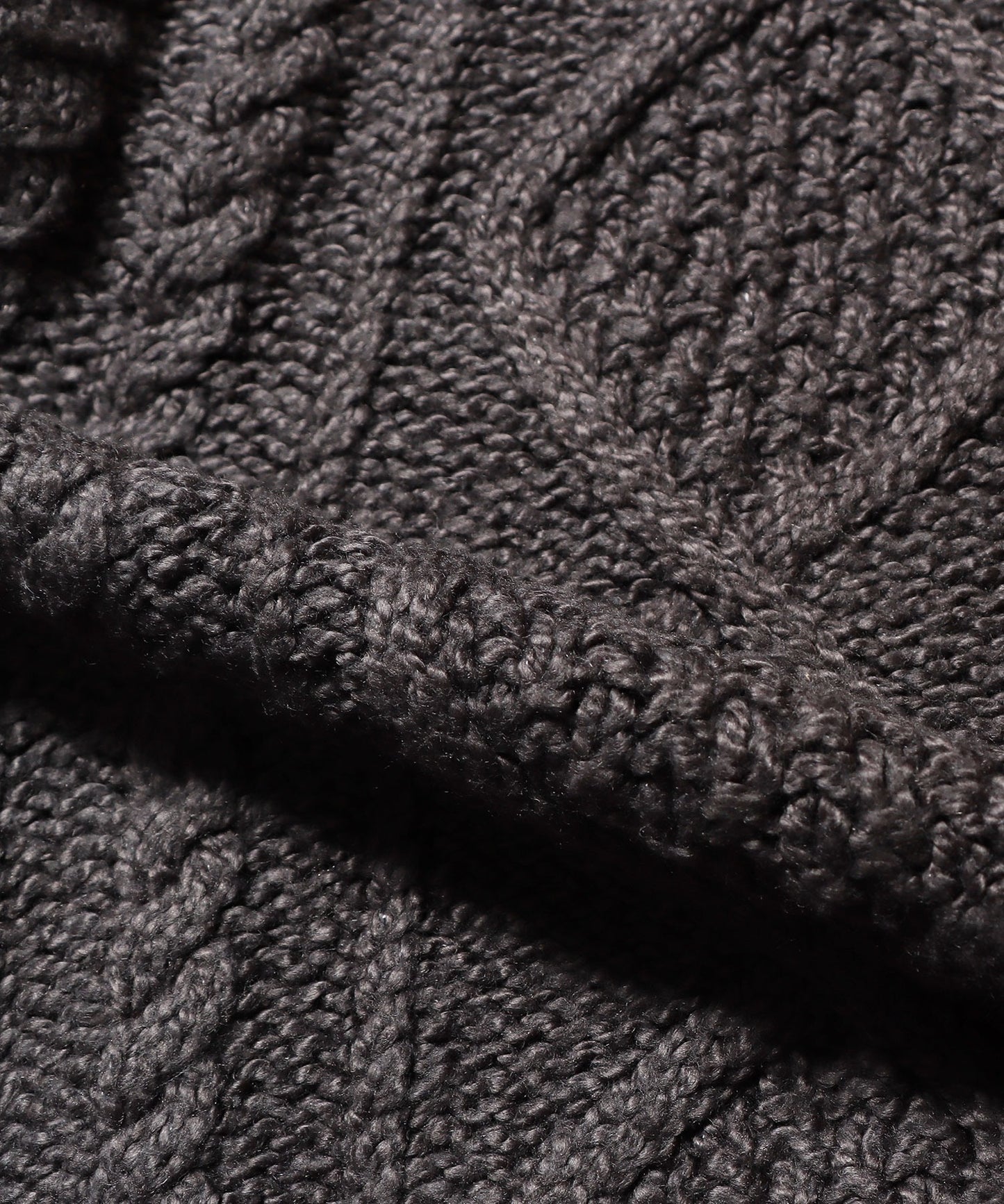 FOG ESSENTIALS / CABLE KNIT TURTLENECK