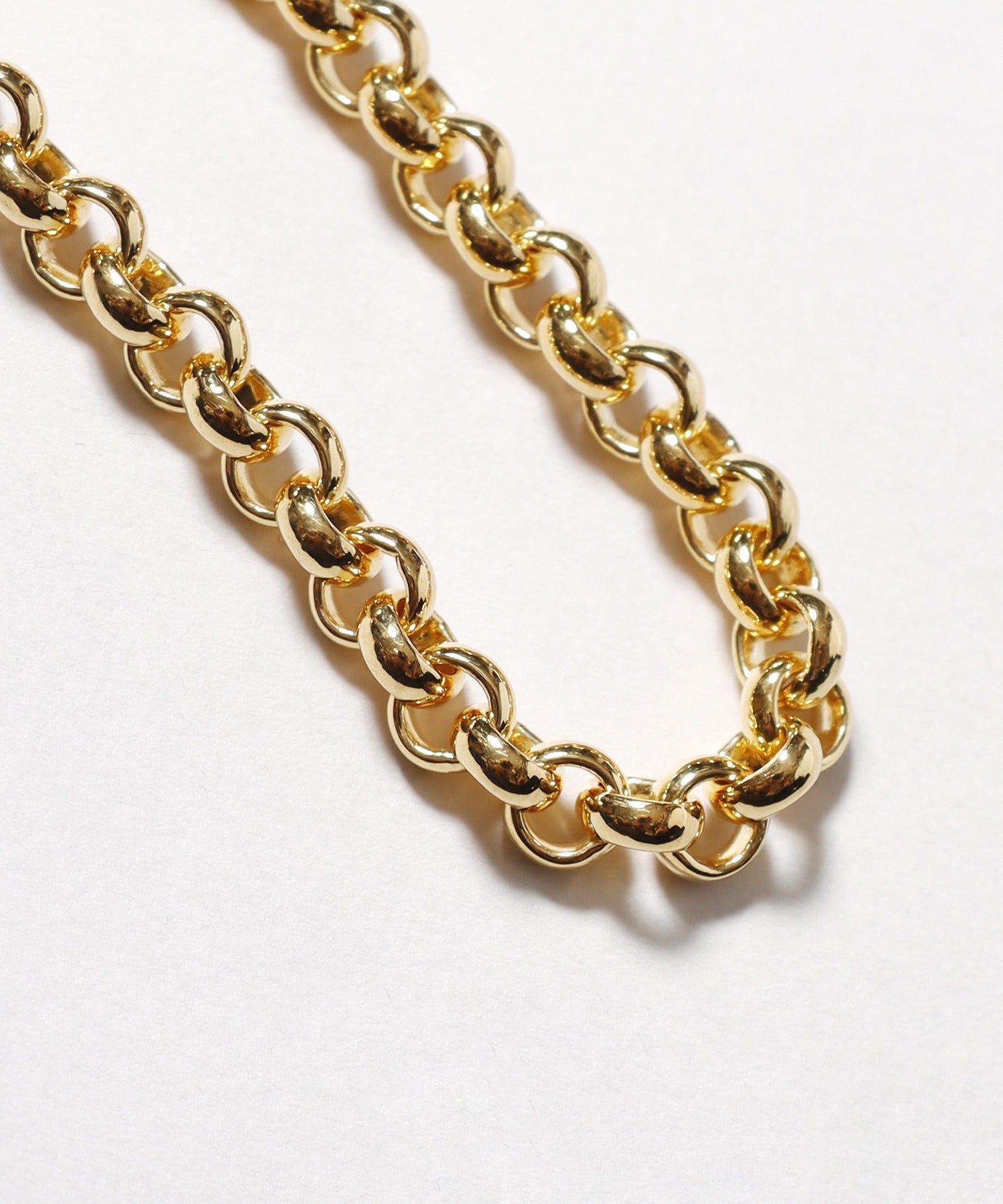 Thick Rolo Chain Gold