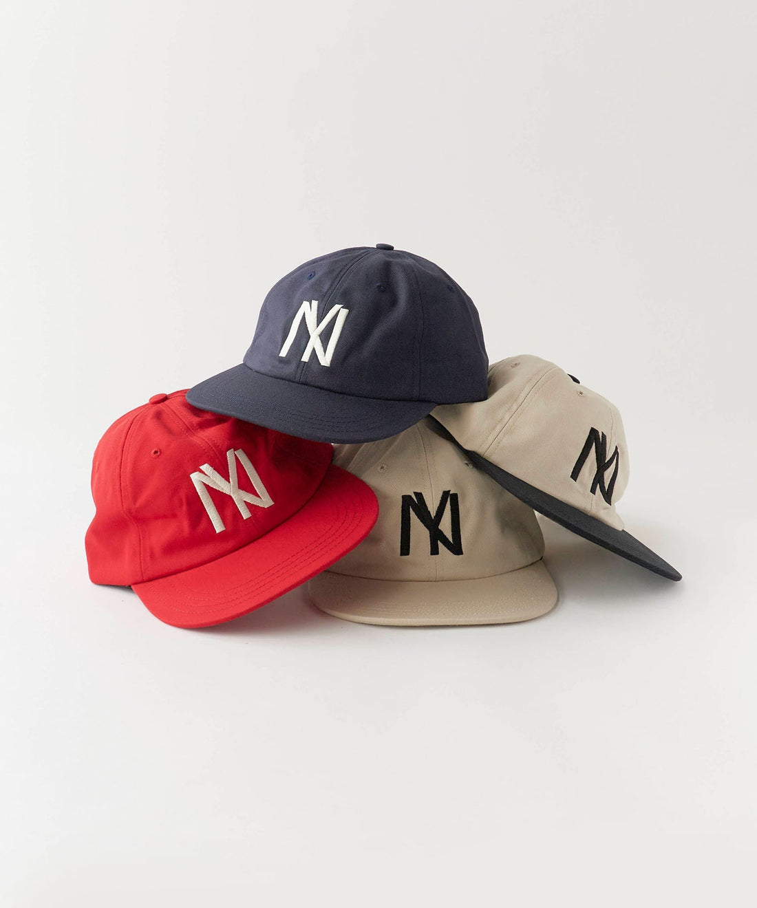 COOPERS TOWN BALL CAPのコットンキャップが丁度良い。