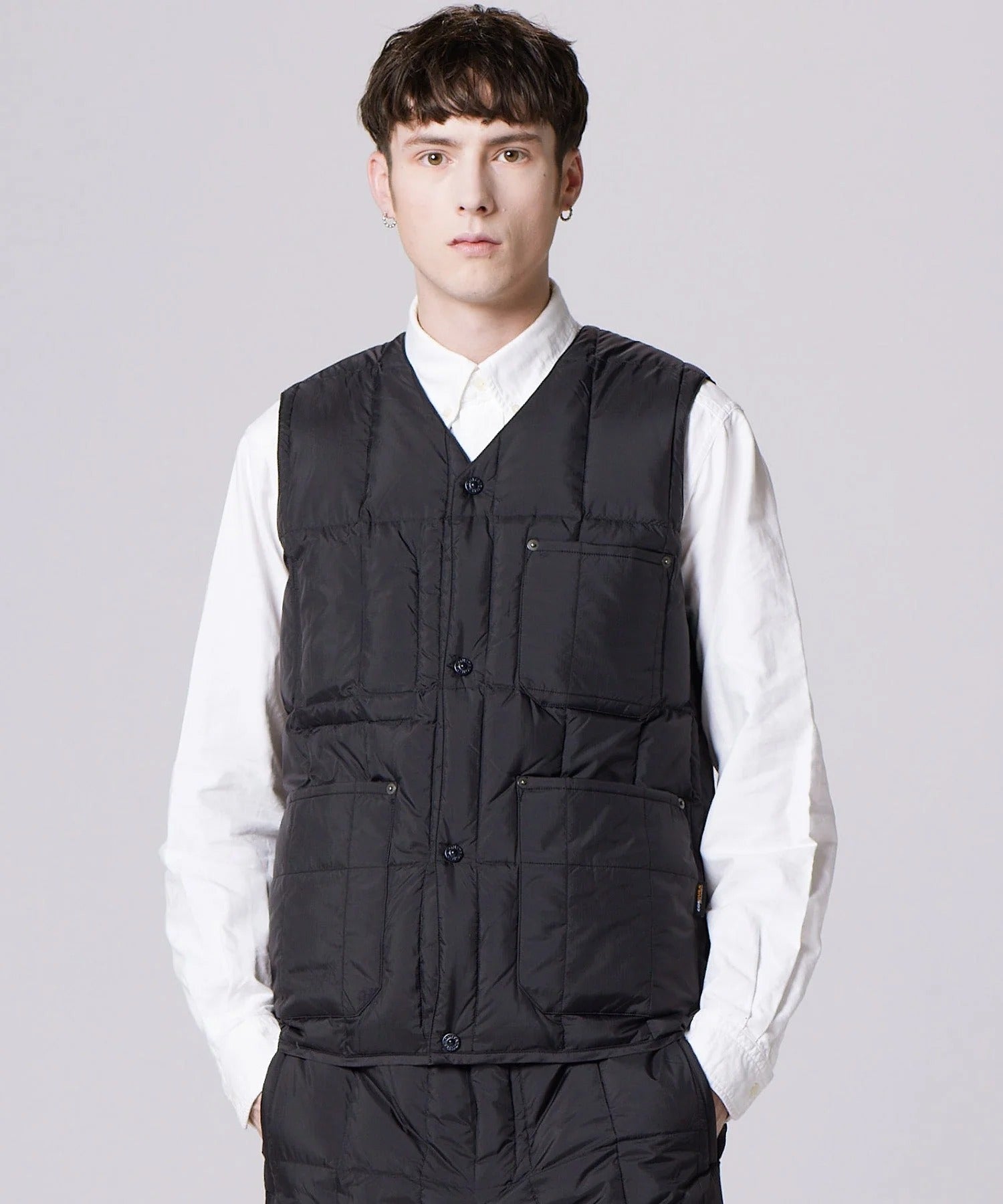 TAION / WORK V-NECK BUTTON DOWN VEST