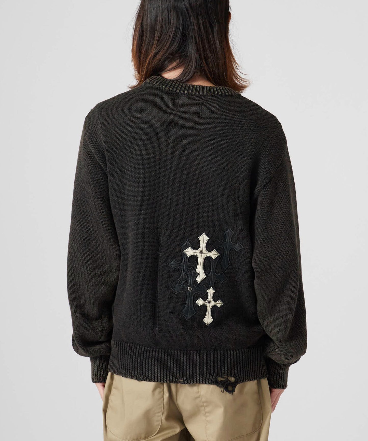 SUPPLIER / Dietressed Multiple Cross Leather patch Crew Knit