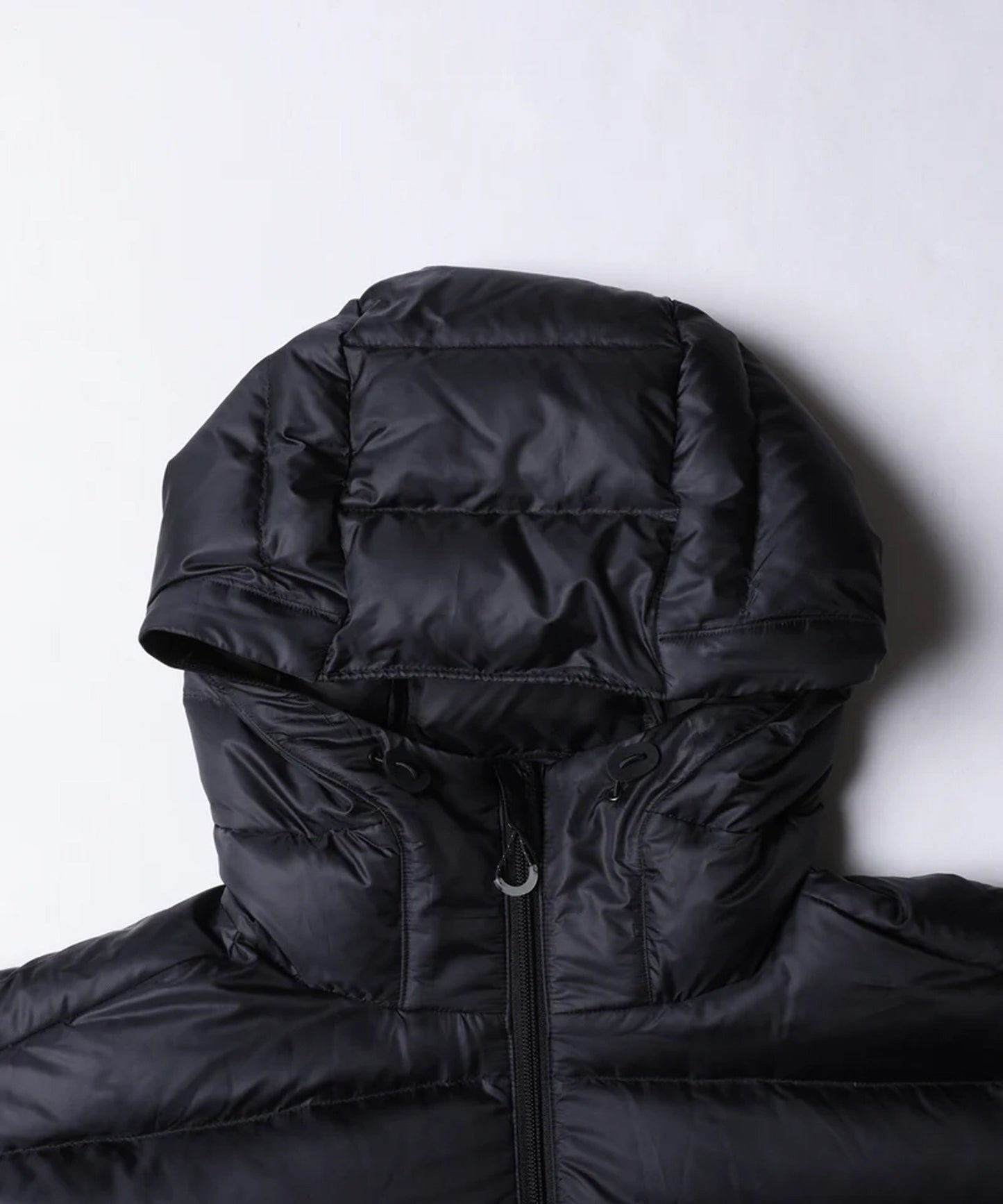 Liberaiders / DOWN HALF ZIP HOODIE