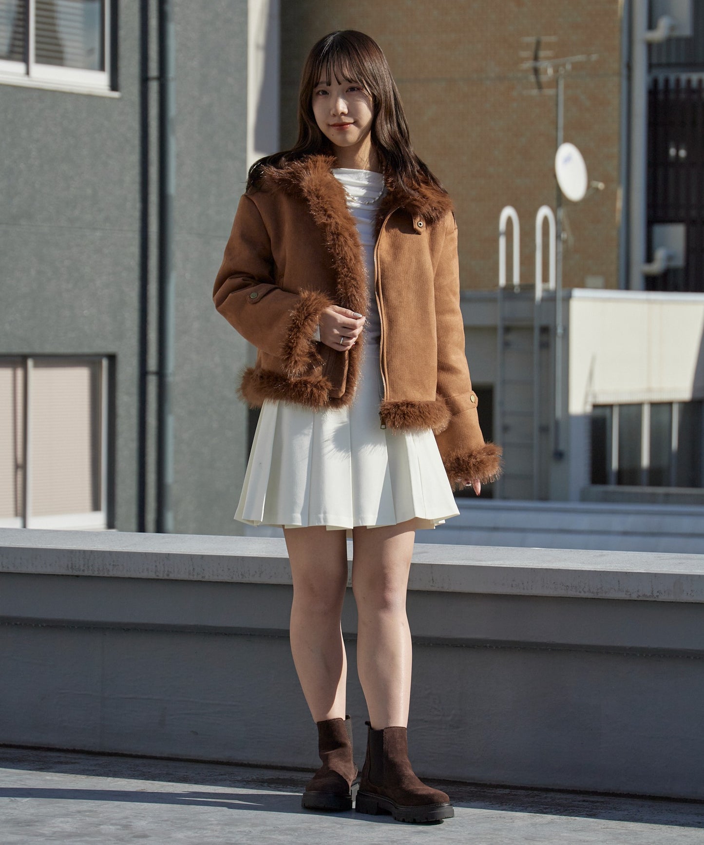 Chick / Chin Strap Faux Fur Jacket