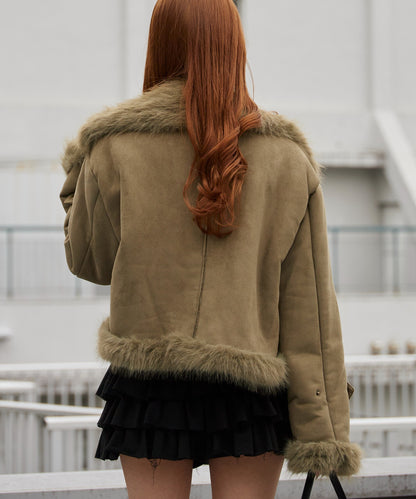 Chick / Chin Strap Faux Fur Jacket