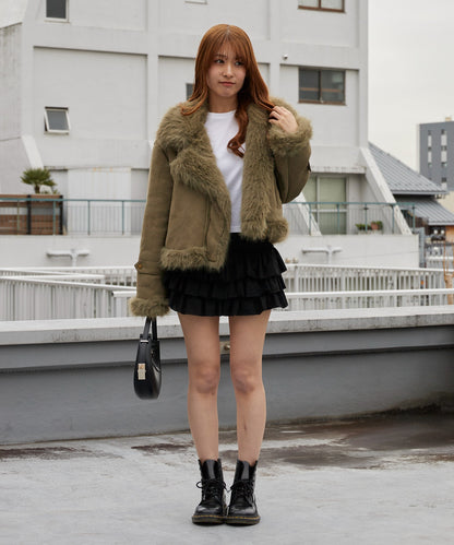 Chick / Chin Strap Faux Fur Jacket