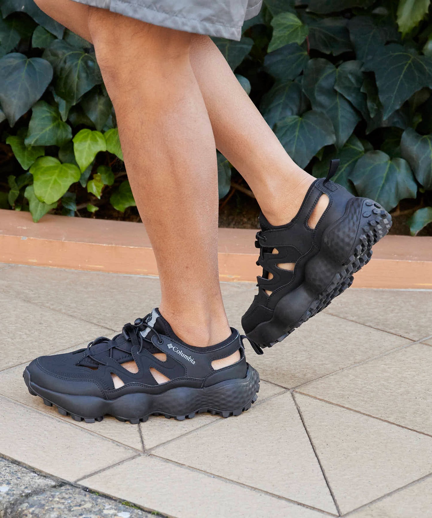 Columbia / THRIVE REVIVE SHANDAL