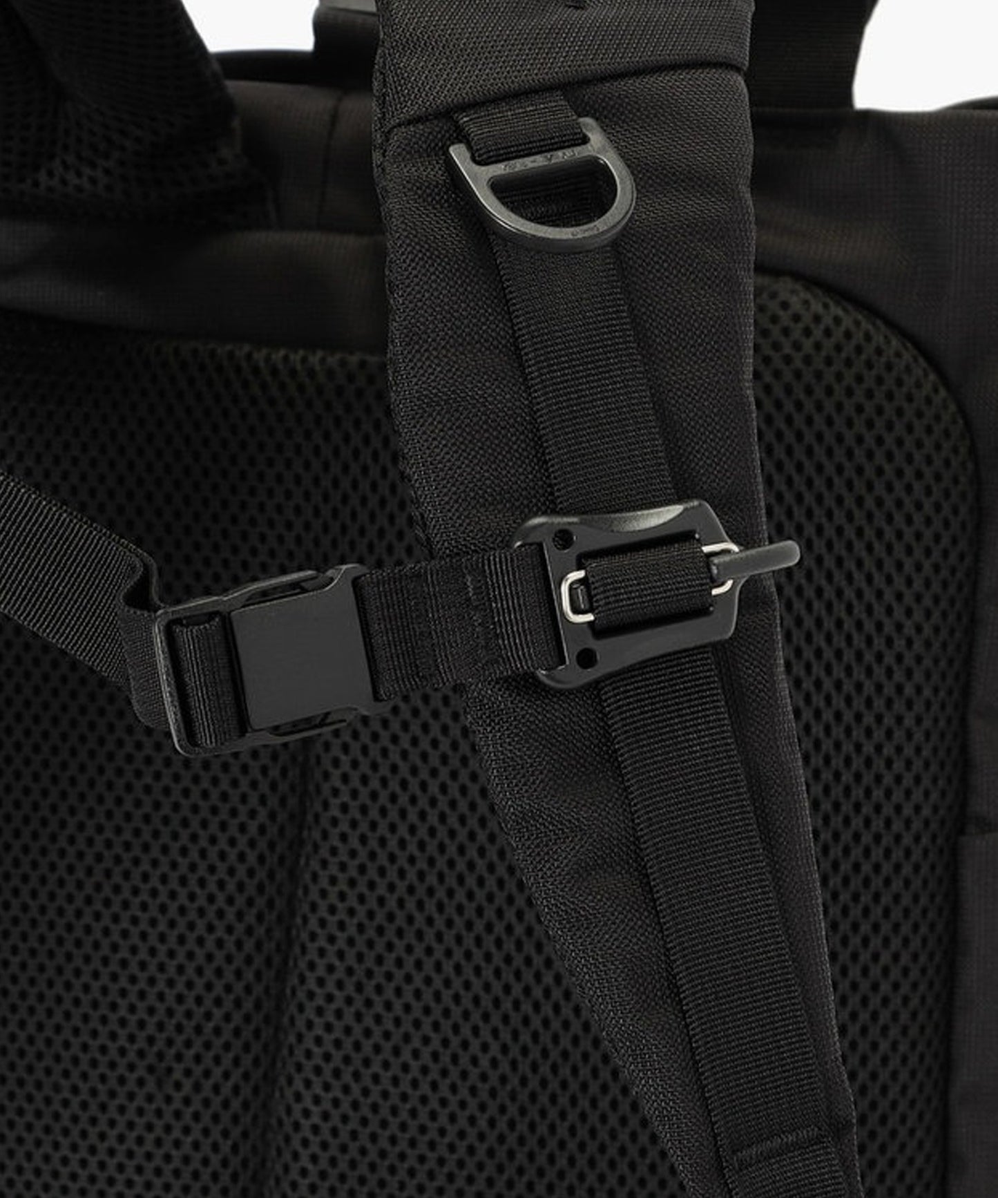 BRIEFING / MFC 2WAY PACK