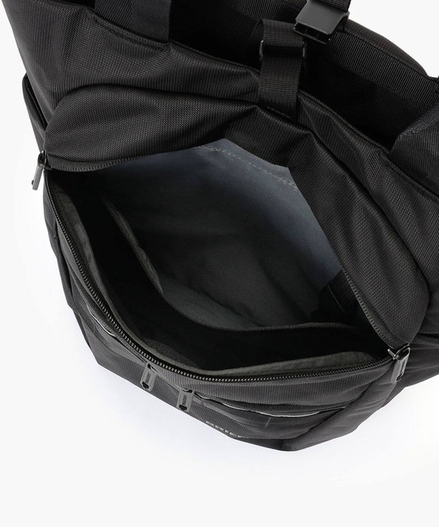 BRIEFING / MFC 2WAY PACK