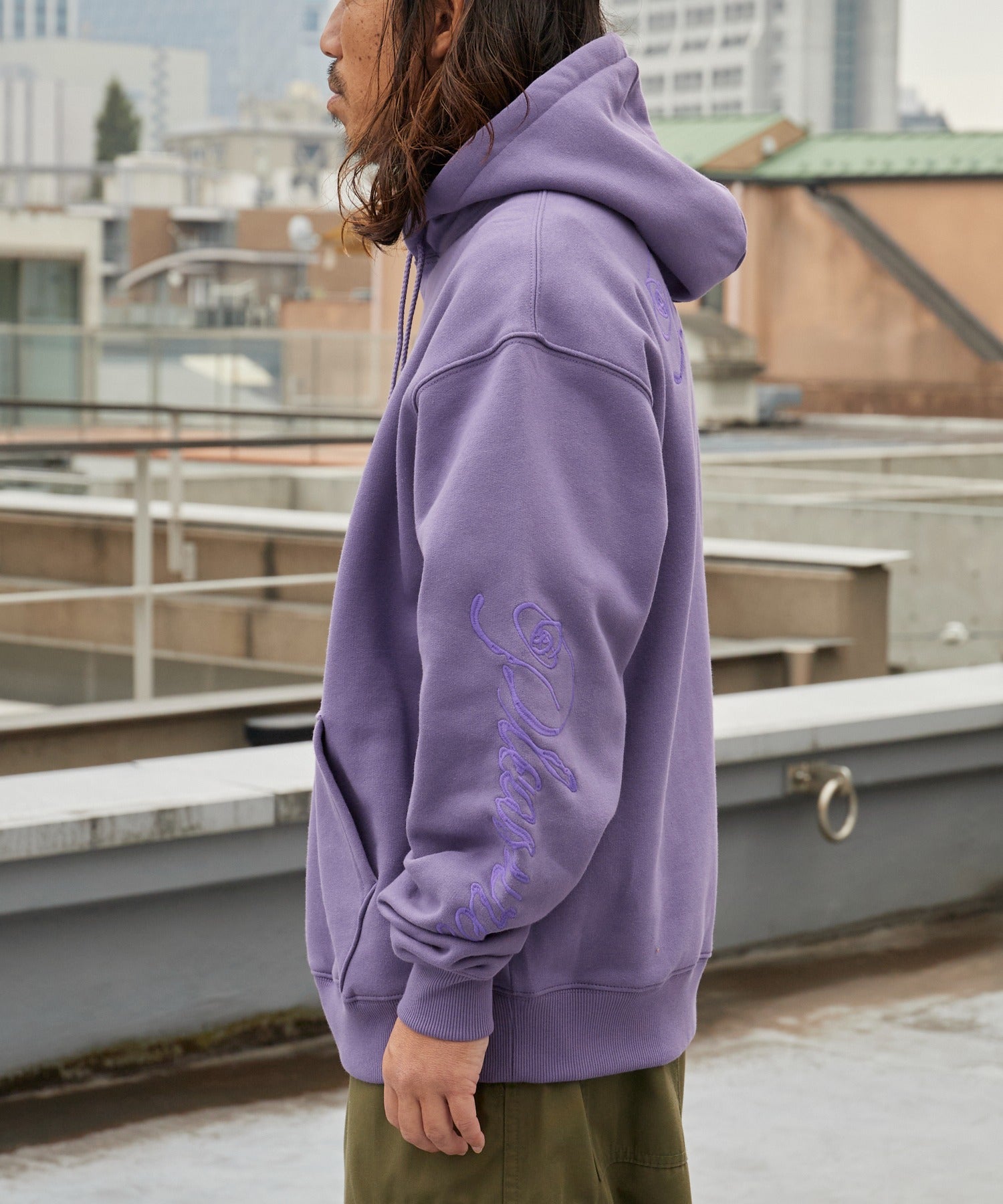 PLEASURES / SCRAWL HOODIE – ROOP TOKYO