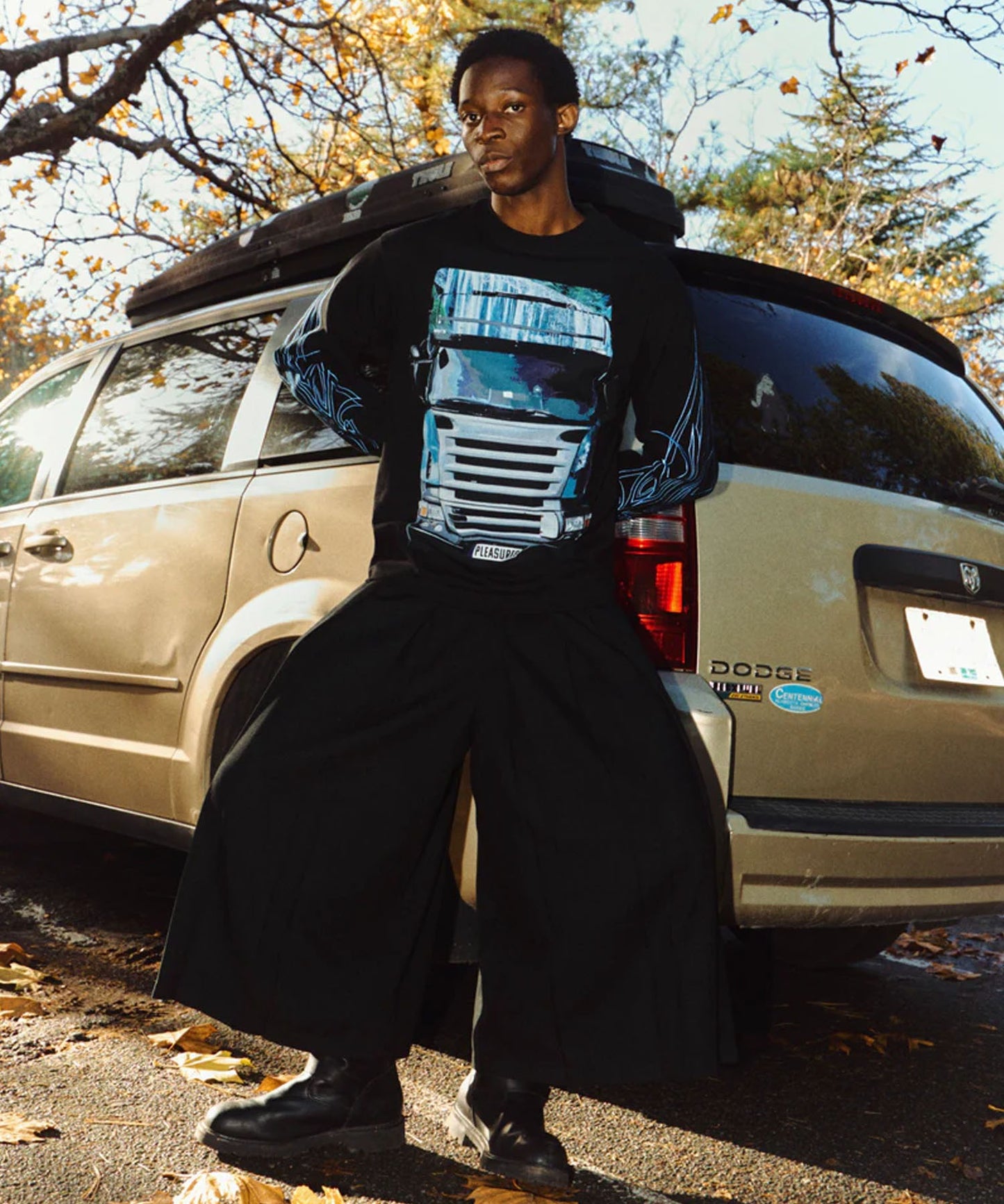 PLEASURES / SEMI HEAVYWEIGHT LONG SLEEVE