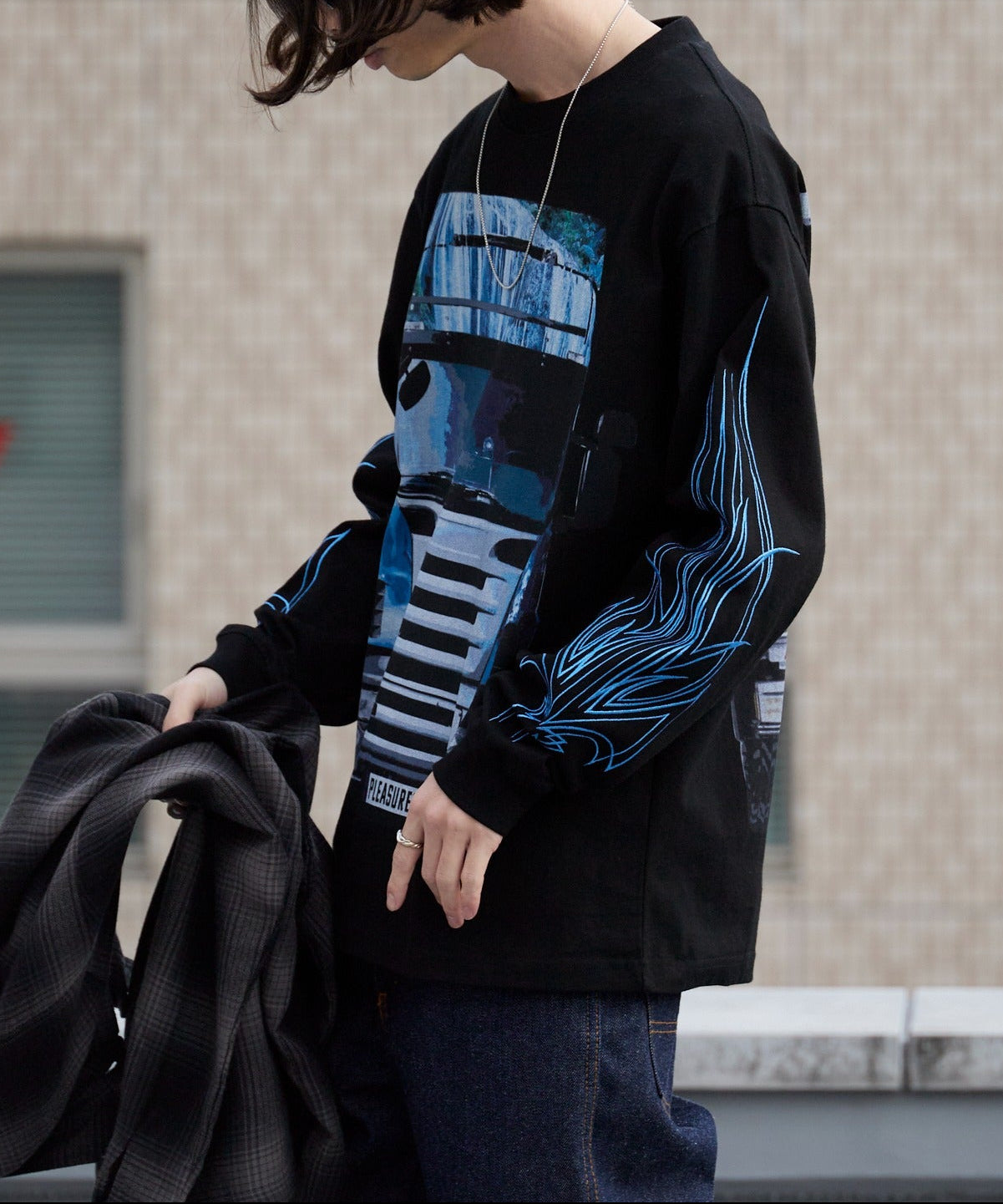 PLEASURES / SEMI HEAVYWEIGHT LONG SLEEVE