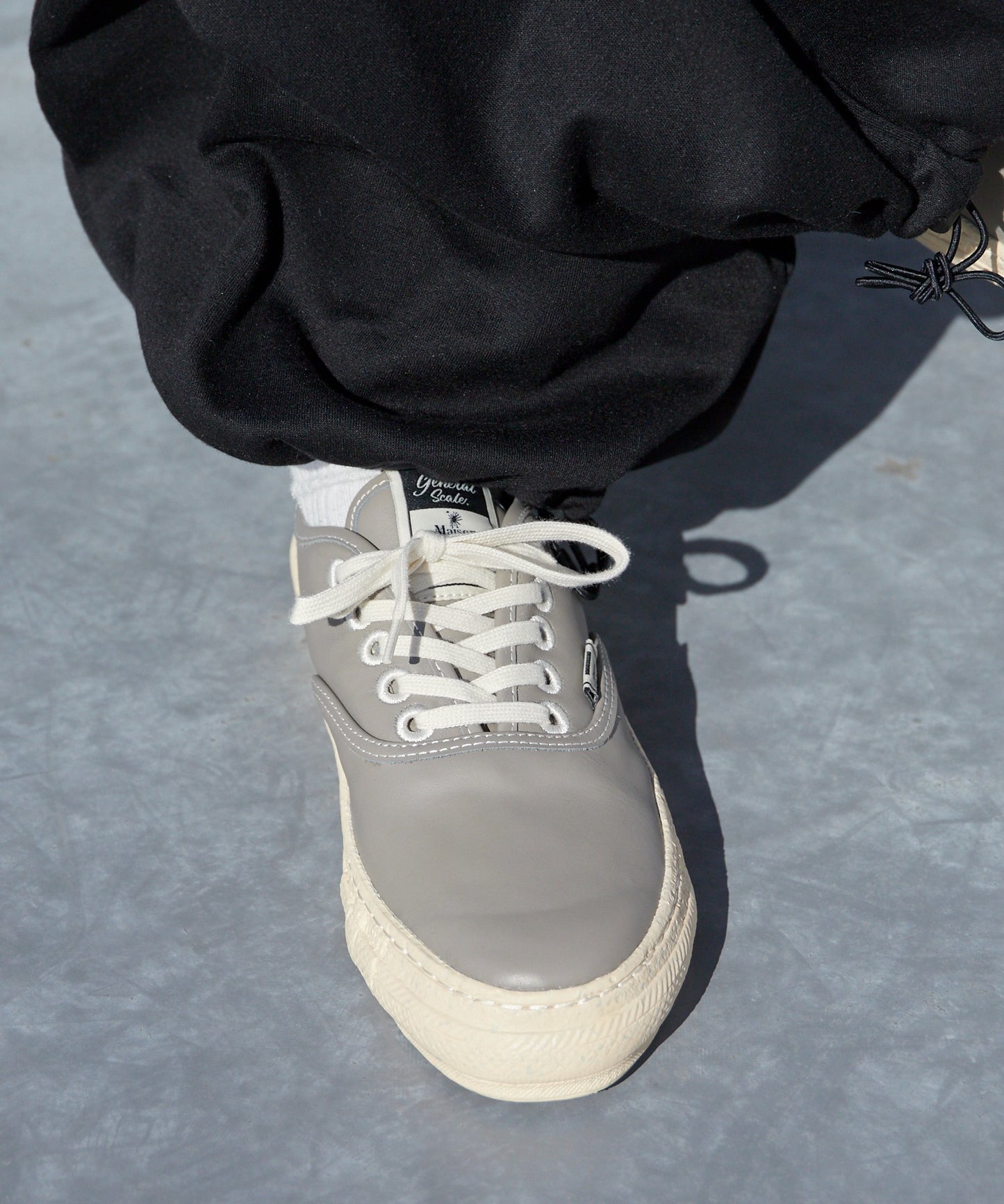 General Scale. Maison MIHARA YASUHIRO / KIEFER Leather Low-Top Sneakers