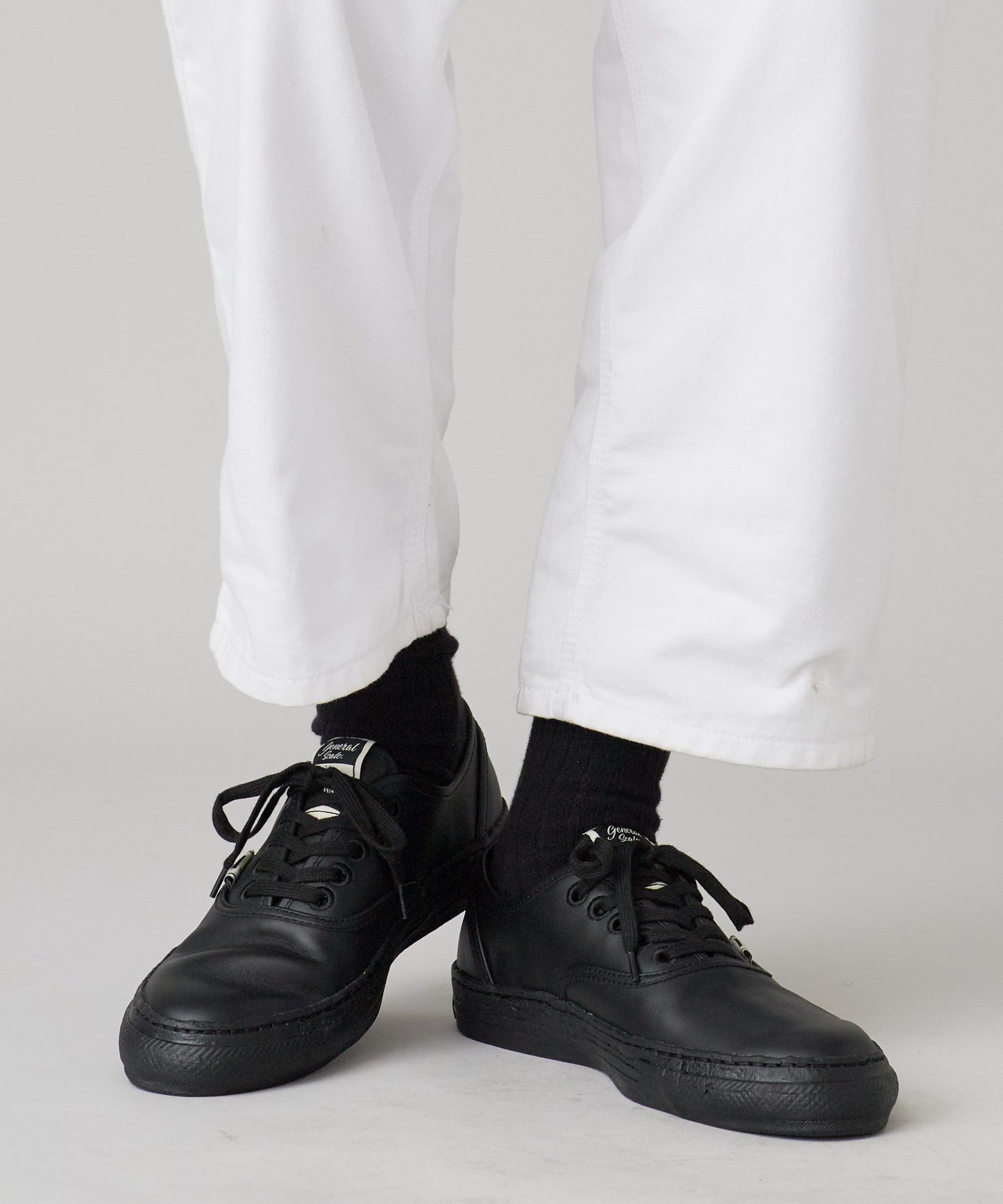 General Scale. Maison MIHARA YASUHIRO / KIEFER Leather Low-Top Sneakers