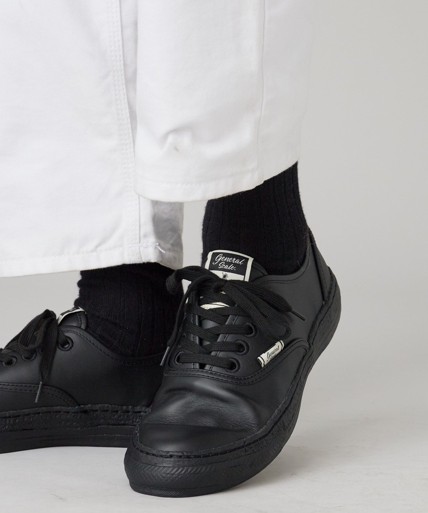 General Scale. Maison MIHARA YASUHIRO / KIEFER Leather Low-Top Sneakers