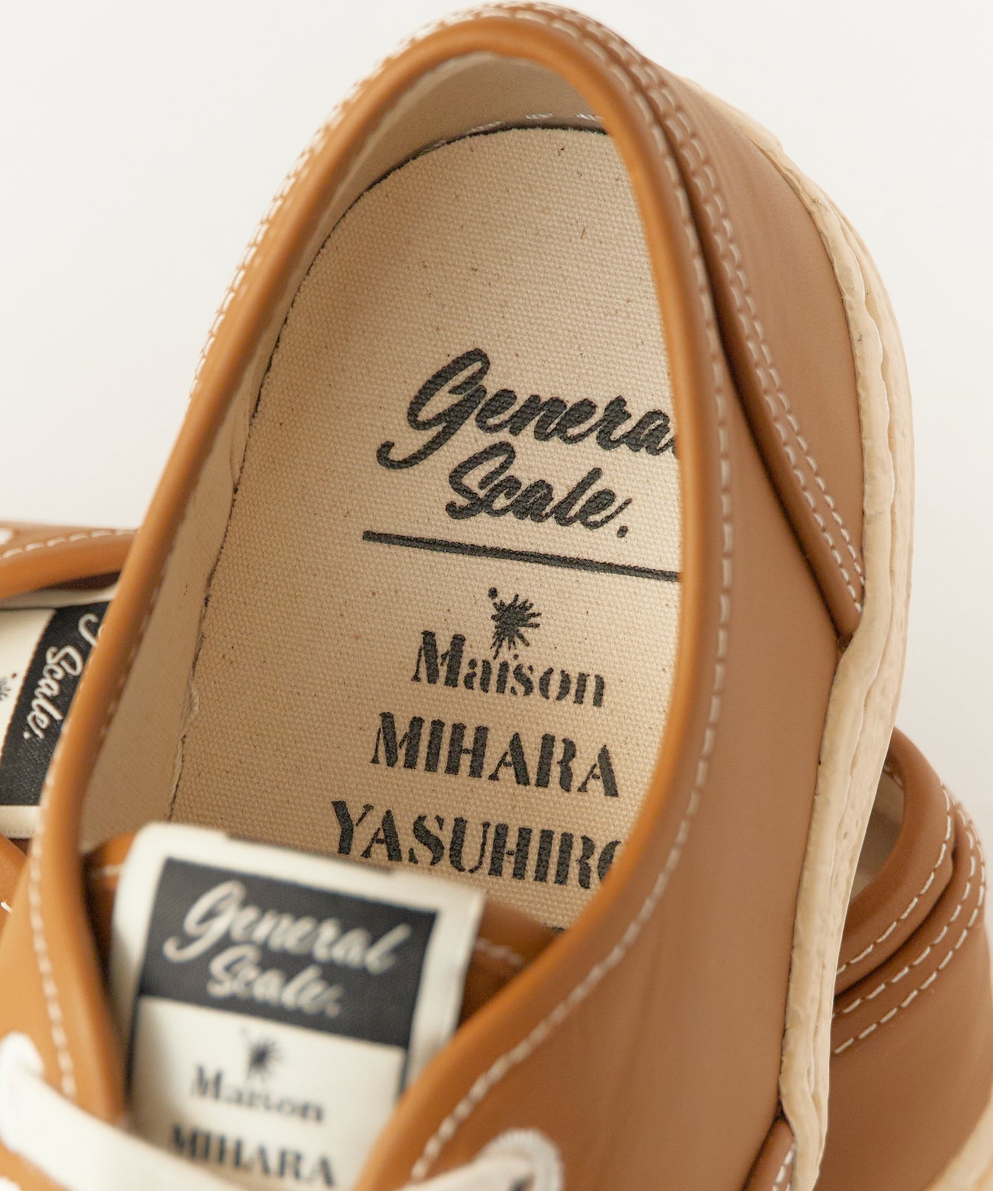 General Scale. Maison MIHARA YASUHIRO / KIEFER Leather Low-Top Sneakers