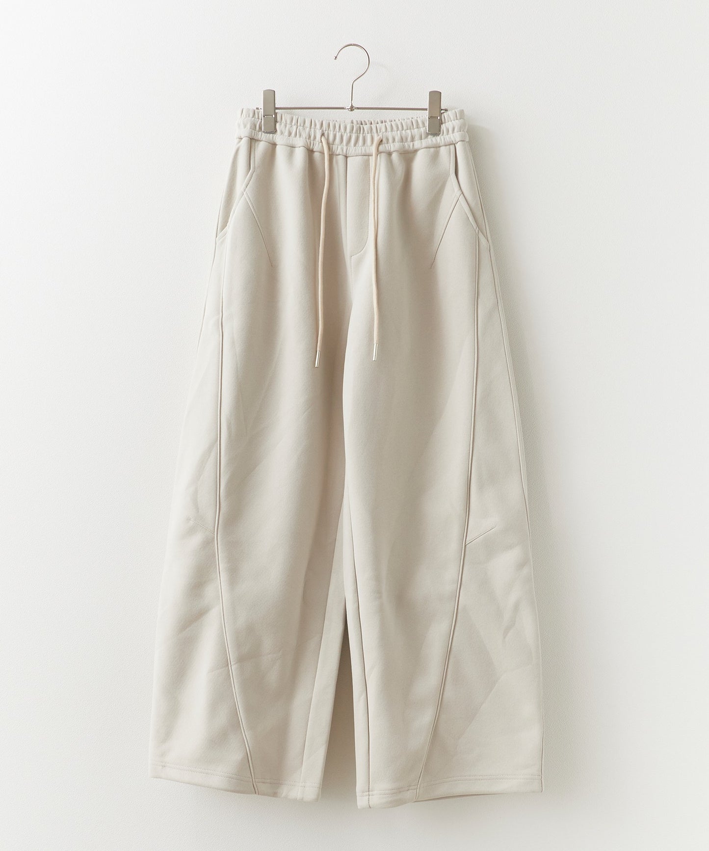 ALL RUNS / カーブシルエット イージースウェットパンツ