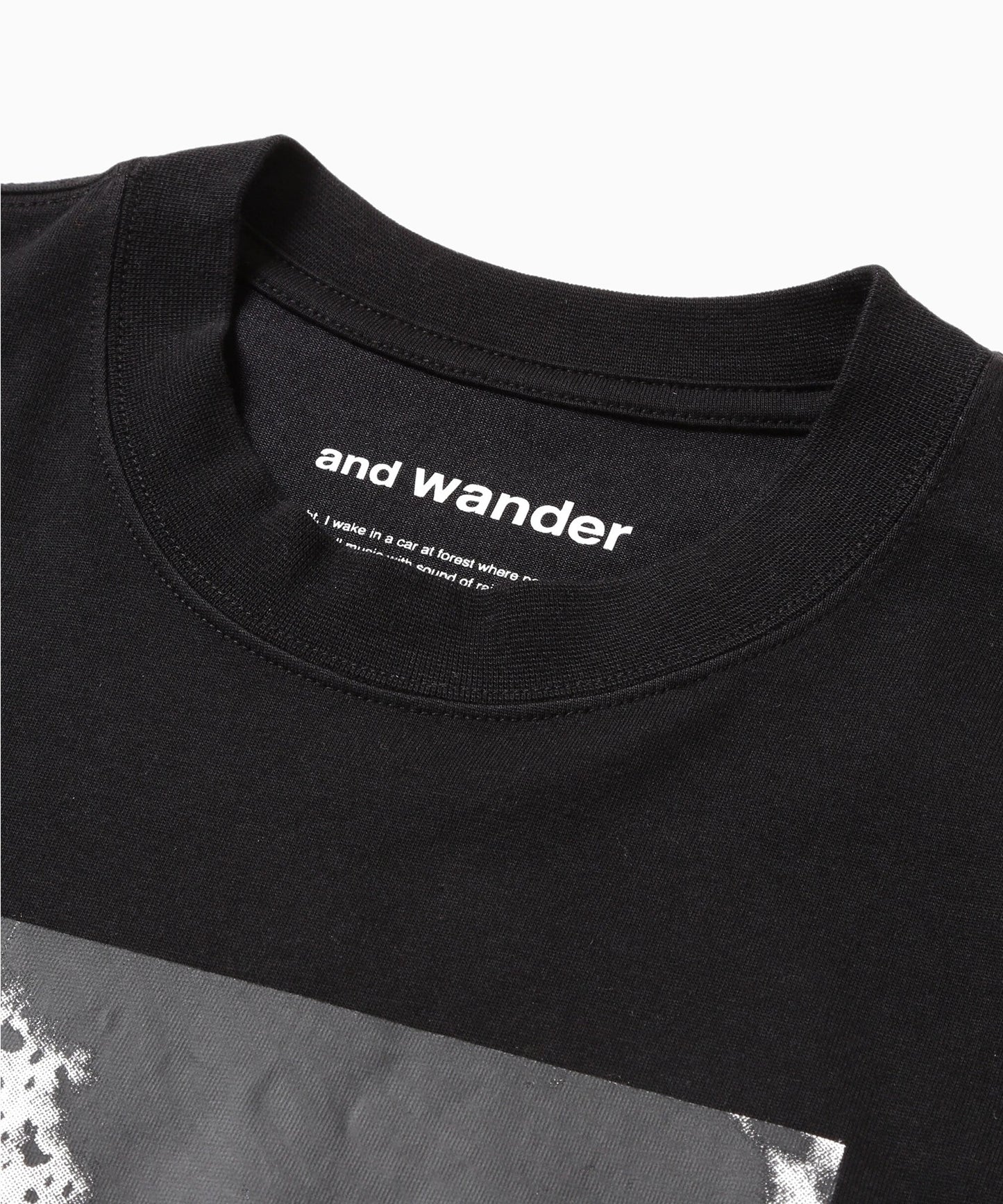 and wander / krell Monochrome LS by MASAYOSHI SUZUKI