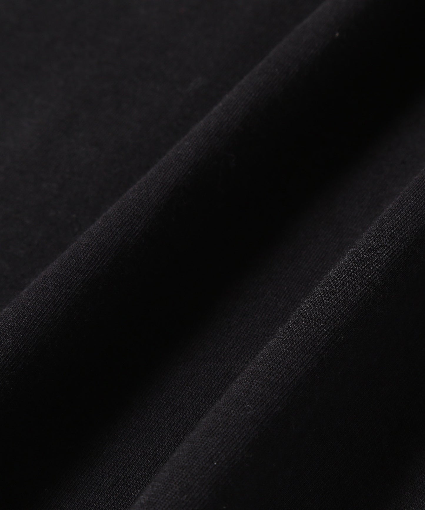 and wander / krell Monochrome LS by MASAYOSHI SUZUKI