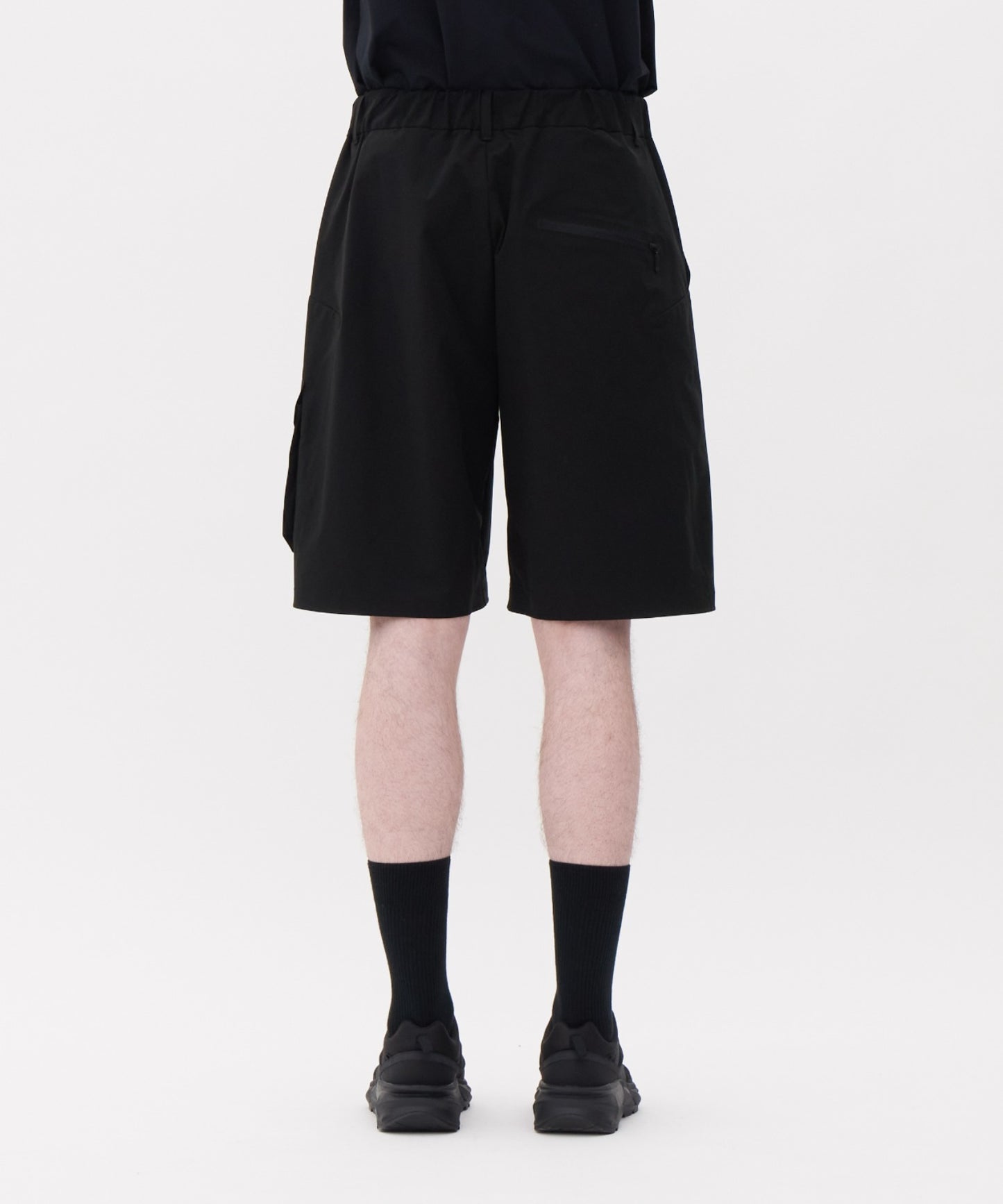 DESCENTE ALLTERRAIN / SEAMLESS STRETCH BIG CARGO SHORTS