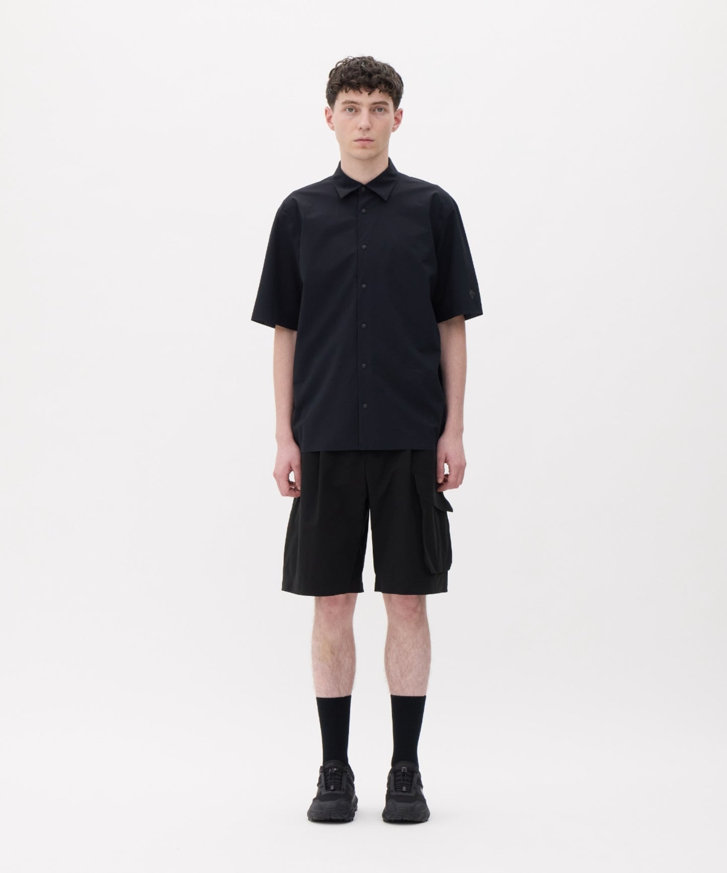DESCENTE ALLTERRAIN / SEAMLESS STRETCH BIG CARGO SHORTS