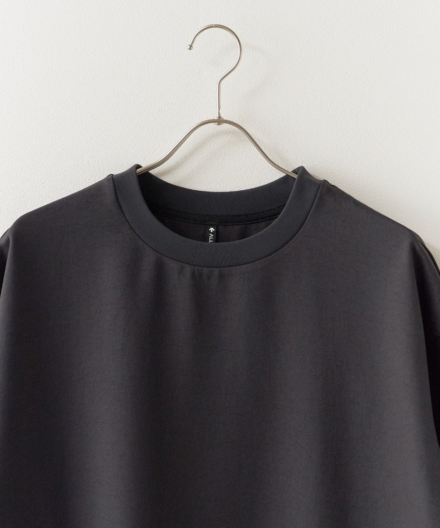 DESCENTE ALLTERRAIN / STRETCH TWILL H/S T-SHIRT