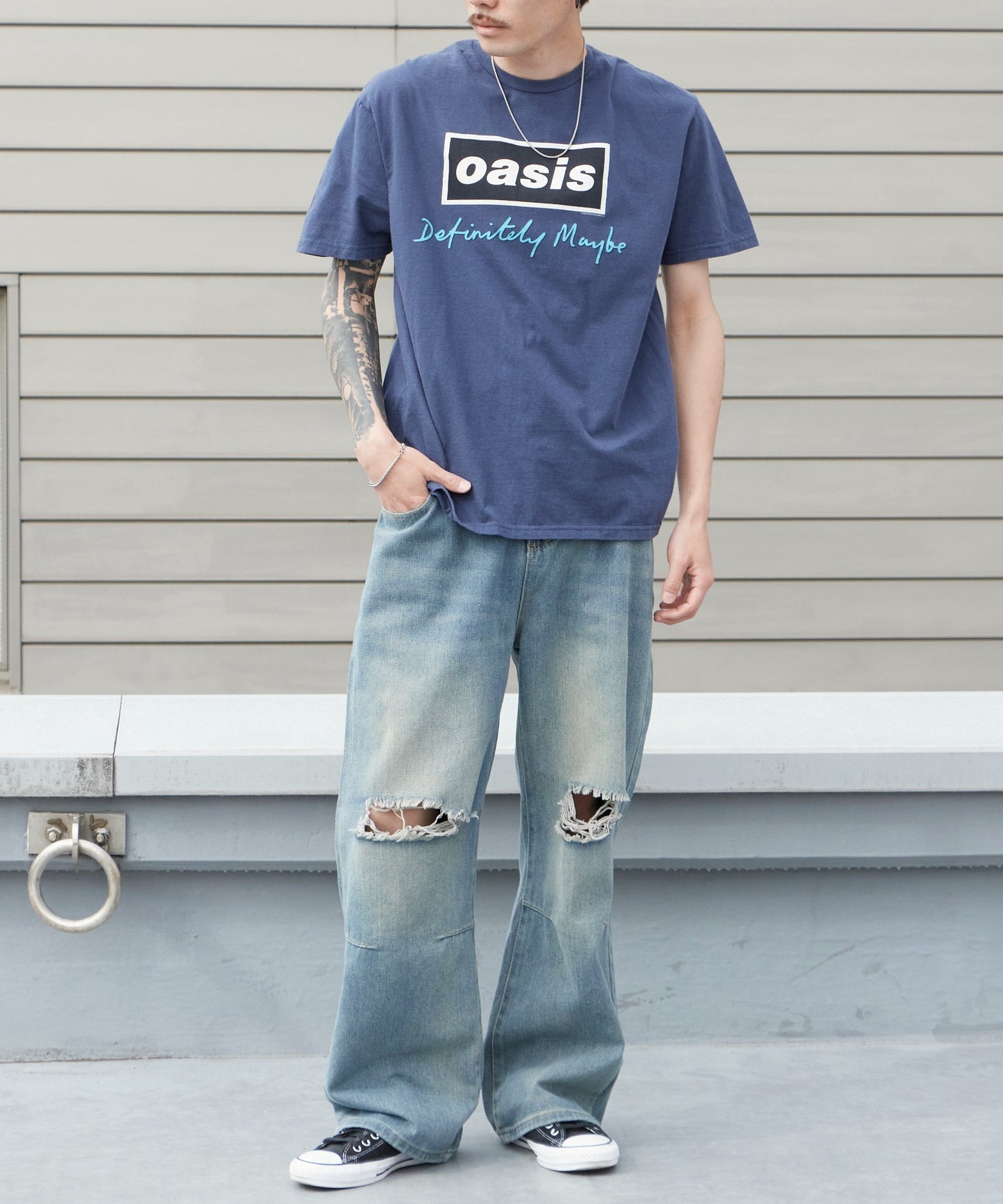 THRIFTY LOOK / THRIFTY "OASIS" TEE