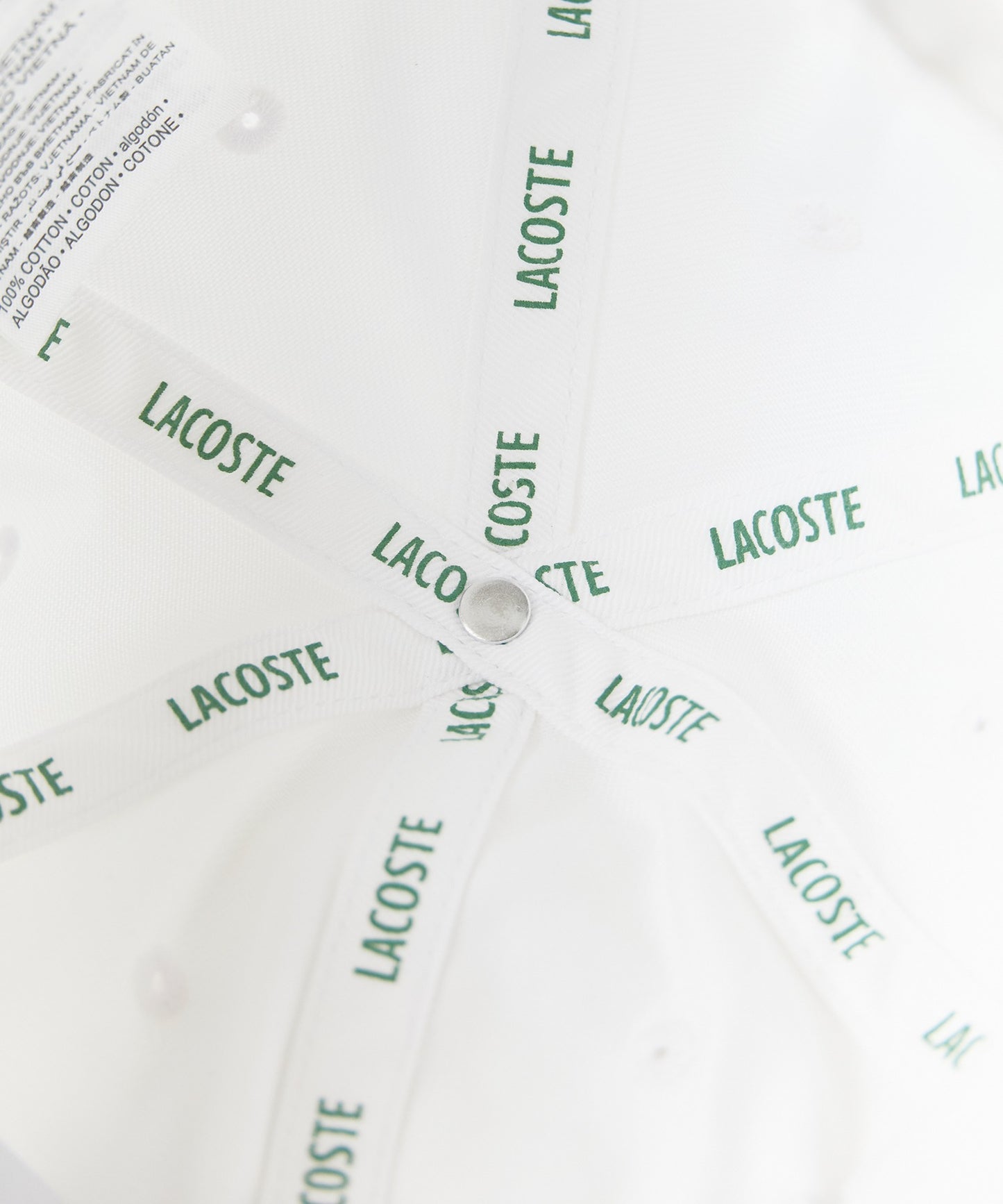 LACOSTE/ラコステ カーブバイザー 刺繍ワッペン コットン6パネルキャップ