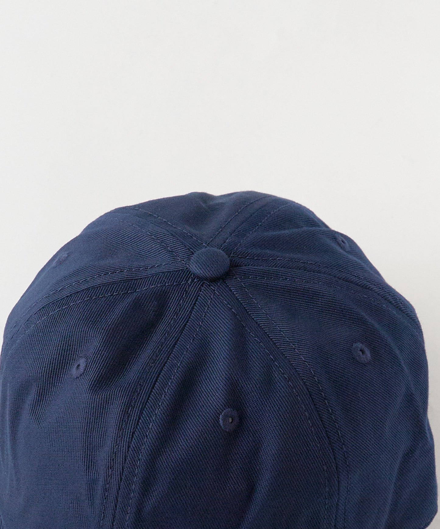 LACOSTE/ラコステ カーブバイザー 刺繍ワッペン コットン6パネルキャップ